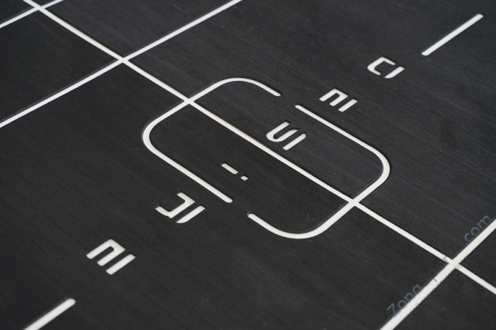 Многофункциональный комплекс в премиальном черном исполнении с элементами отделки частных яхт Desire Regatta Black Edition